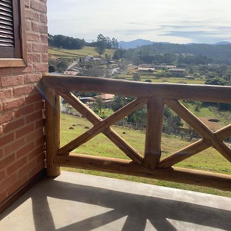 chalés Roma Santo Antônio do Pinhal Esterno foto